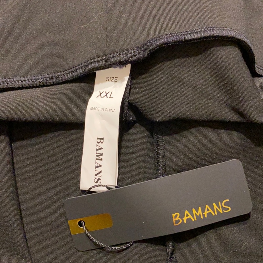 Black yoga pants with pockets, Bamans